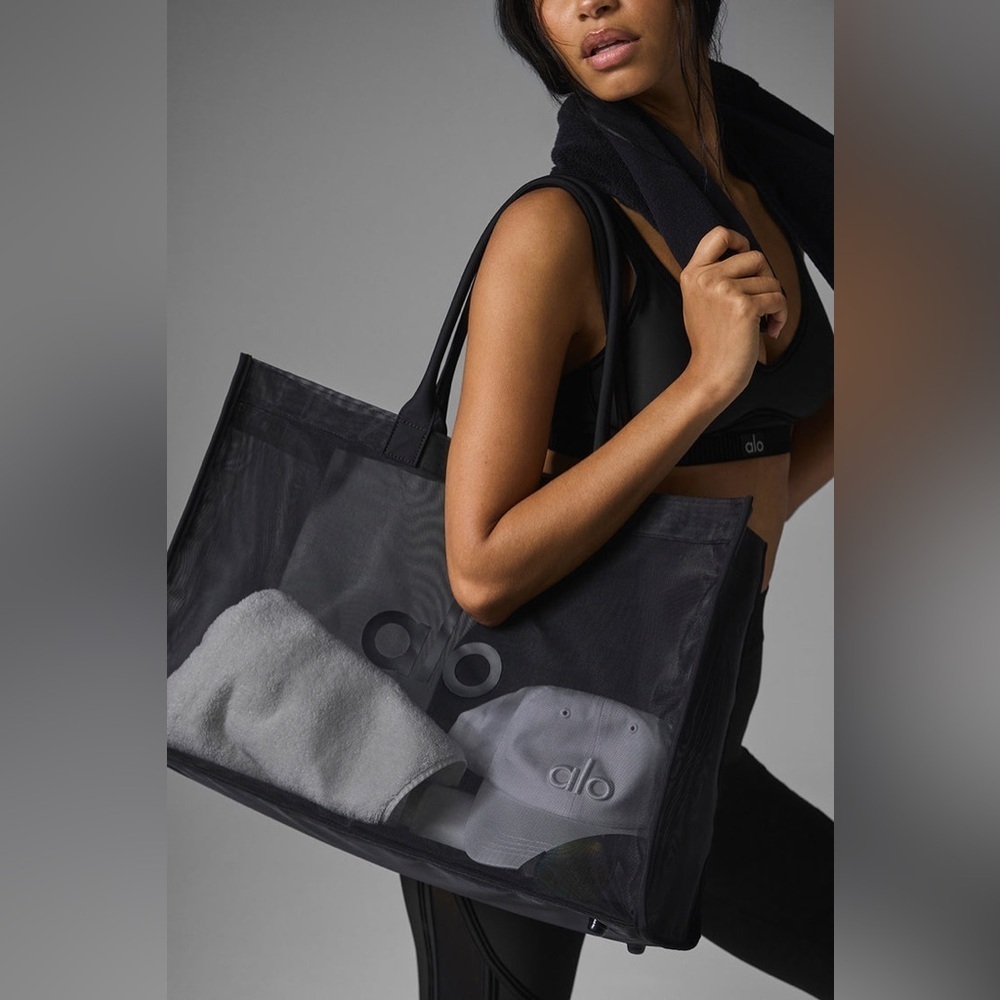 ALO Yoga Black Sheer Black Tote - Picture 5 of 9